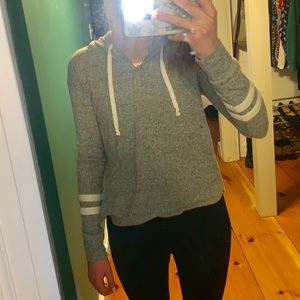 hollister grey hooded sweatshirt